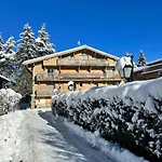 Au Vieux Moulin 3* Megève