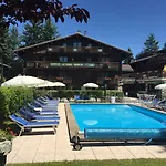 Hotel Au Vieux Moulin 3*