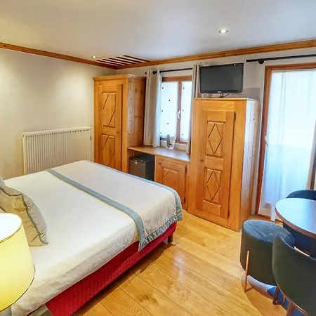Au Vieux Moulin Отель 3*