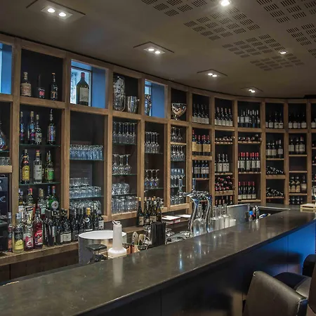 호텔 Au Vieux Moulin 3*