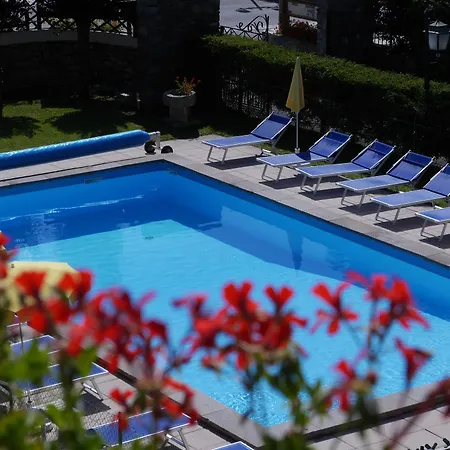 Au Vieux Moulin 호텔 3*