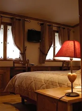 Hotell Au Vieux Moulin Megève