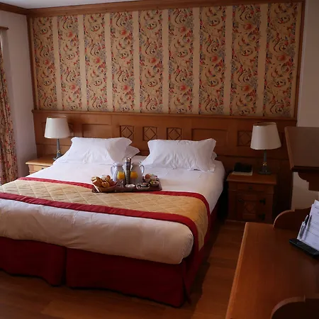Отель Au Vieux Moulin Межев